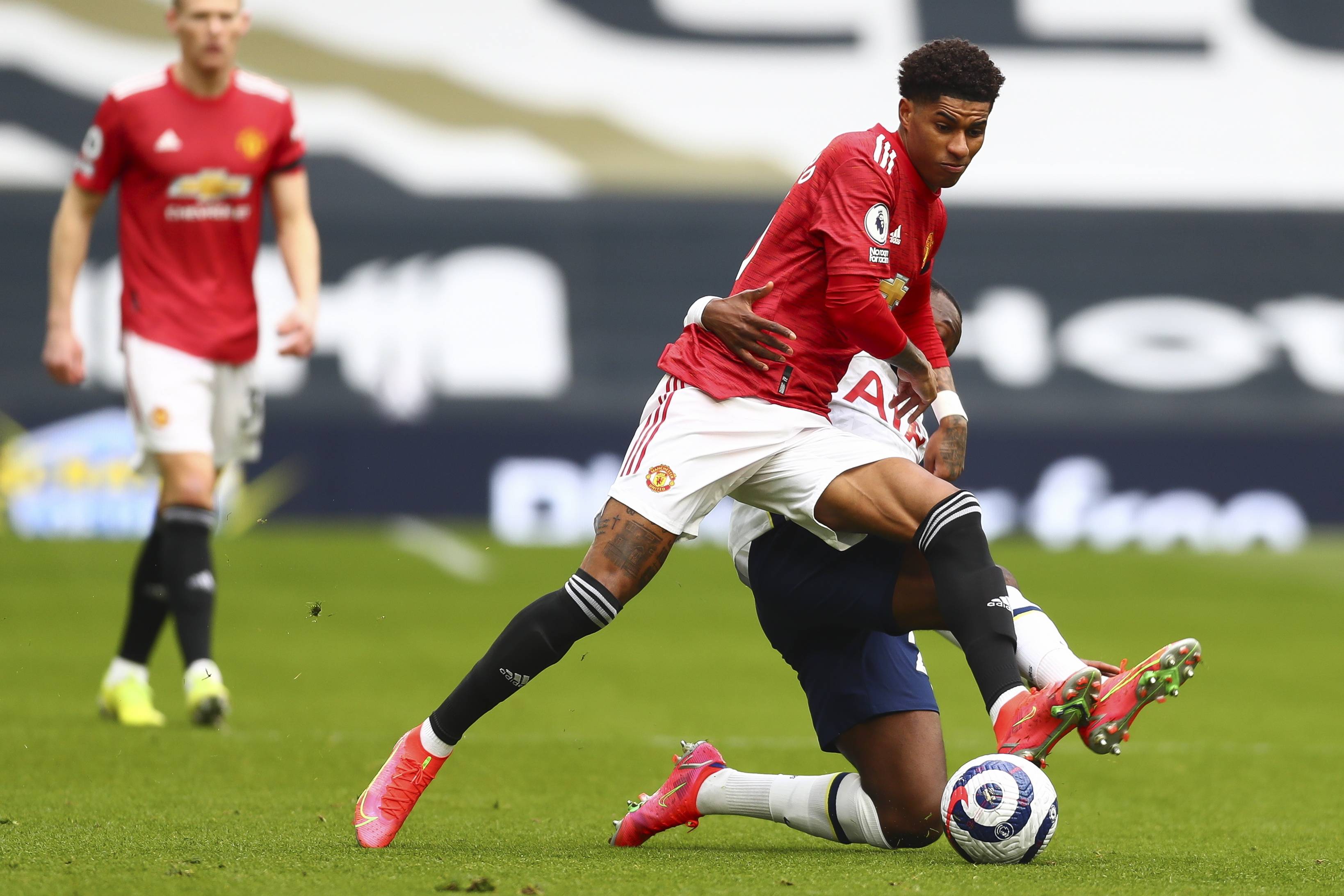 许多比赛中 许多比赛中