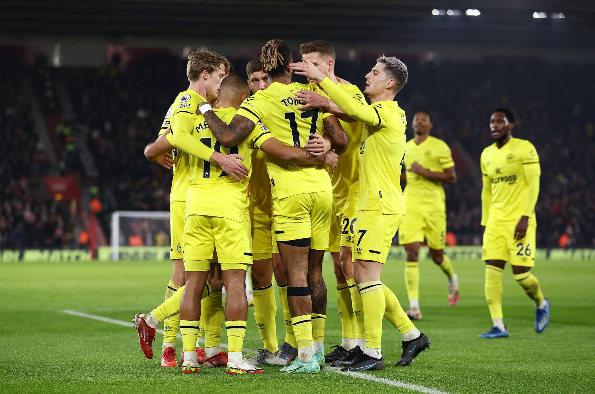 兩場比賽決 兩場比賽決